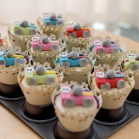 Apple and Spices Cupcakes with Mini Racing Cars - 2nd Birthday Party part 2